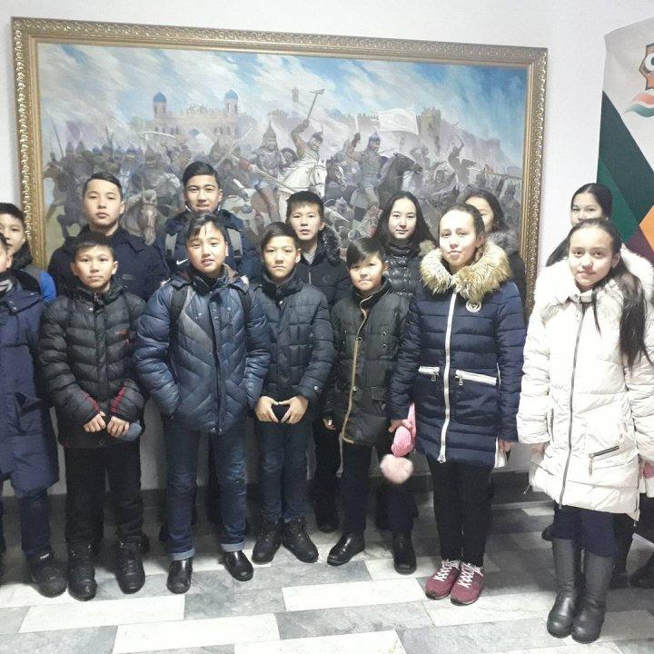 6-8-сынып оқушыларына облыстық өлкетану мұражайына экскурсия ұйымдастырылды.